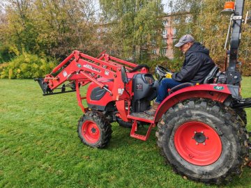 Jak funguje mechanizovaná výsadba cibulovin